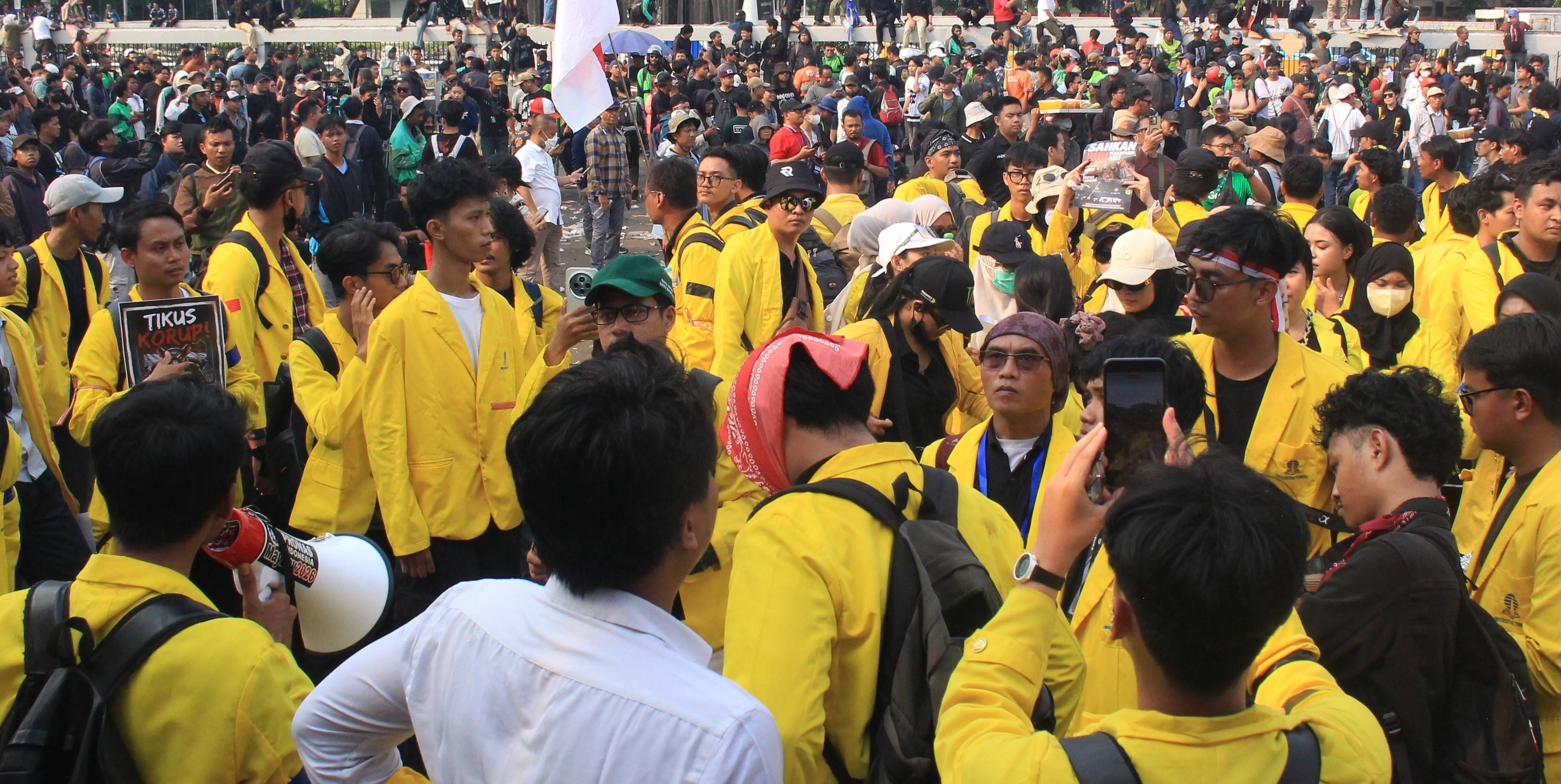 Aliansi Mahasiswa Universitas Terbuka dalam Menyuarakan Dinamika ...