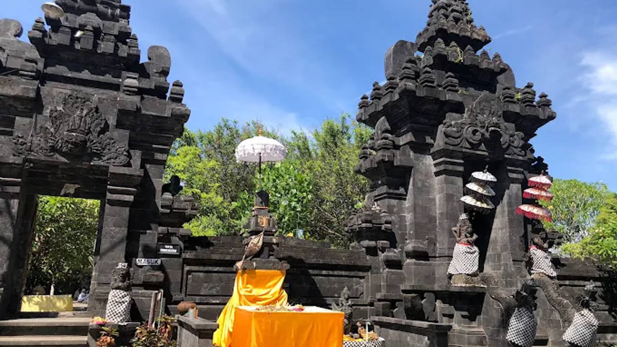 Pura Agung Blambangan Banyuwangi, Warisan Kerajaan Hindu Terakhir di Pulau Jawa