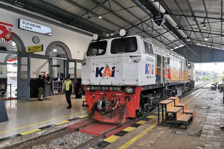 Riwayat Kereta Bogor-Sukabumi: Dari Angkutan Hasil Bumi Kolonial hingga Jadi Kereta Andalan Wisata