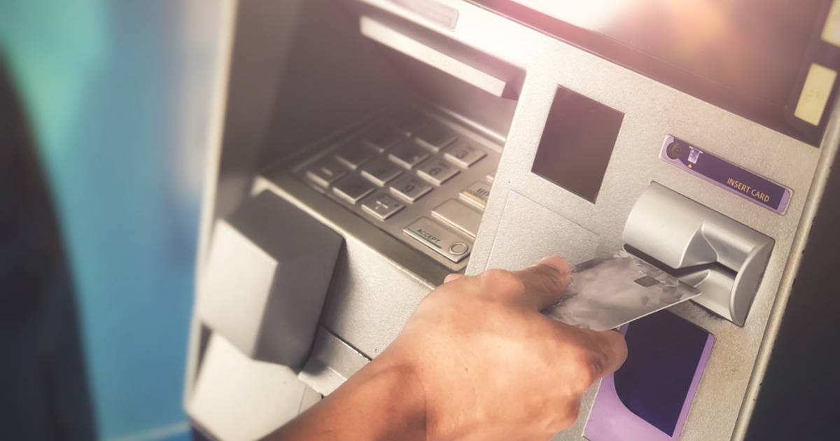 Menilik Jumlah ATM yang Kian Merosot di Indonesia