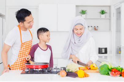Survei Danareksa: Peran Istri Dominan dalam Rumah Tangga