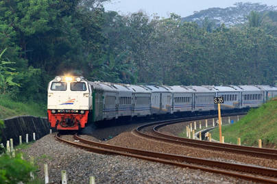 5 Kereta Api dengan Rute Terpanjang di Indonesia, Sudah Pernah Mencoba?