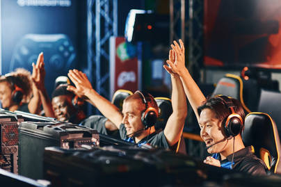 Kian Populer, Siapa Penggemar Terbesar eSports?