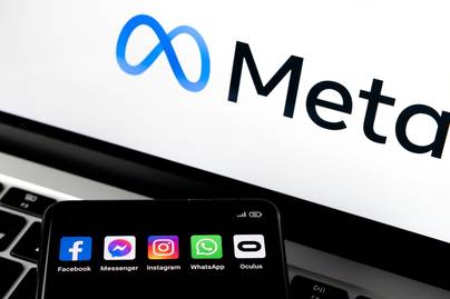 Di Balik Ancaman Pemblokiran, Orang Indonesia Paling Banyak Pakai WhatsApp, Instagram, dan Facebook