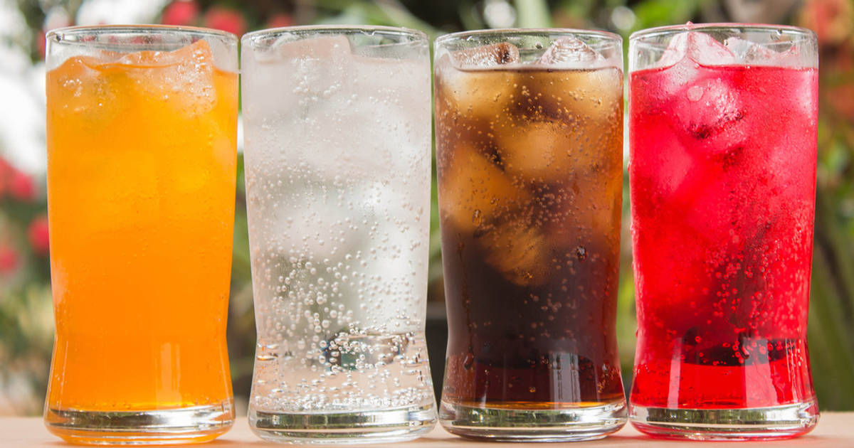 5 Merek Minuman Bersoda Favorit Masyarakat Indonesia 2022