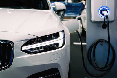Semakin Dilirik, Penjualan Mobil Listrik 2021 Naik 2 Kali Lipat