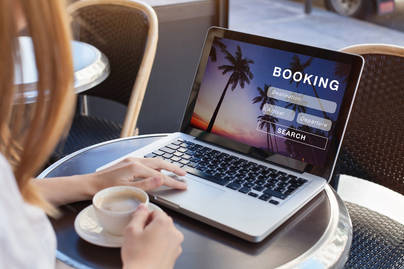 Aplikasi Traveling Pilihan Masyarakat Indonesia untuk Liburan Tahun Baru 2023