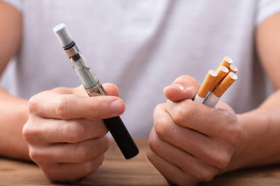Antara Rokok Konvensional dan Vape, Mana yang Lebih Aman untuk Dikonsumsi?