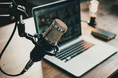 Fenomena Podcast, Dianggap Konten Segar dan Mulai Dinikmati Gen Z Indonesia