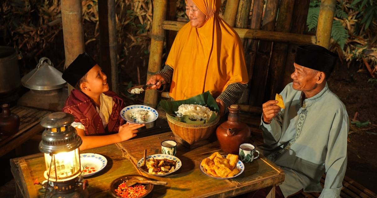 Budget Ramadan 2023 Masyarakat Indonesia: Mayoritas Lebih Besar dari Tahun Lalu, Pengeluaran Terbesar untuk Ibadah