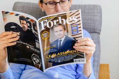 Kalahkan Elon Musk, Bernard Arnault Jadi Orang Terkaya Versi Forbes 2023
