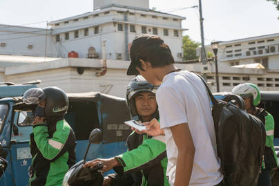 Moda Transportasi Online Menjadi Pilihan Masyarakat, Apa Alasannya?
