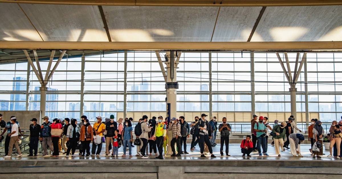 Masa Depan RI: Antara Bonus Demografi Versus Ageing Population