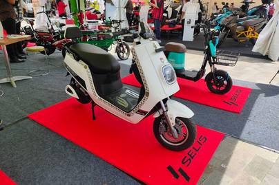 Merek Motor Listrik yang Paling Banyak dimiliki Masyarakat Indonesia