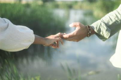 Act of Service Jadi Love Language Terbanyak yang Dimiliki Remaja Indonesia
