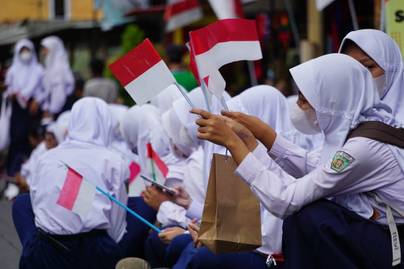 Mengulik Hasil PISA 2022 Indonesia: Peringkat Naik, tapi Tren Penurunan Skor Berlanjut