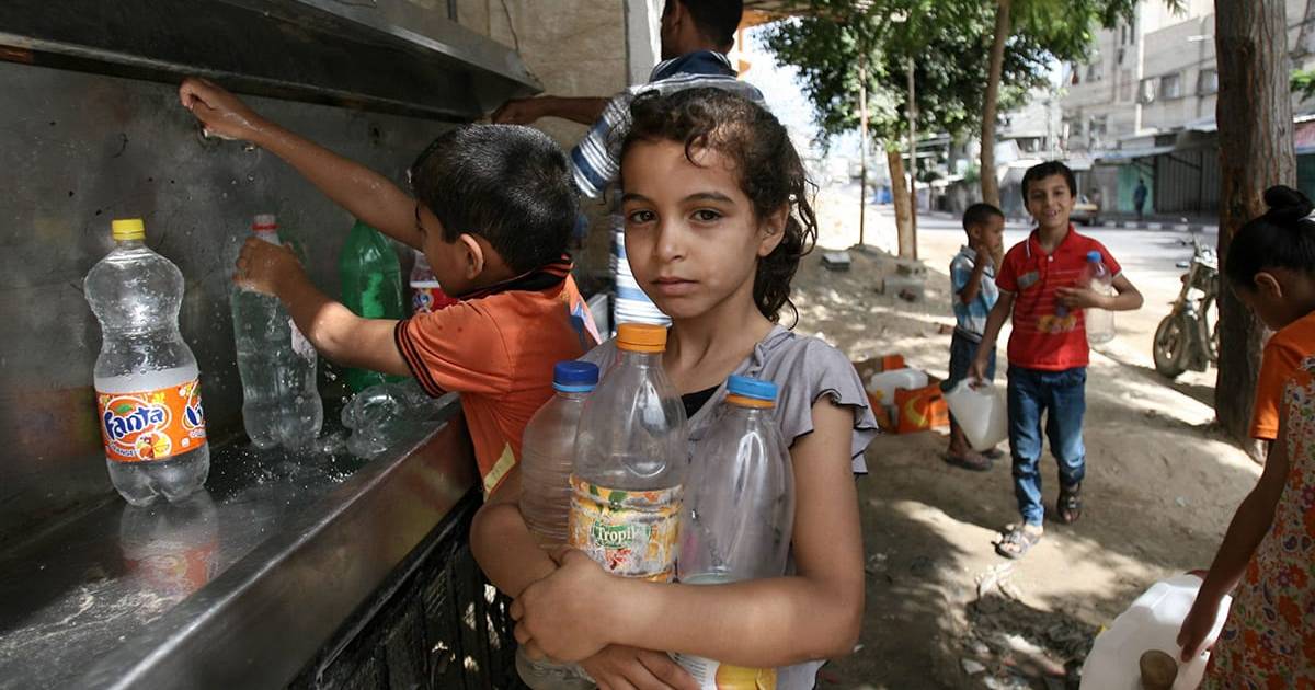 Persentase Air Layak Konsumsi Turun 97%, Masyarakat Gaza Terpaksa Minum Air Tercemar