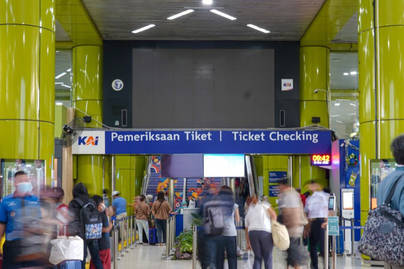 Animo Naik Kereta Api Terus Membeludak, Ini Yang Akan Dilakukan KAI