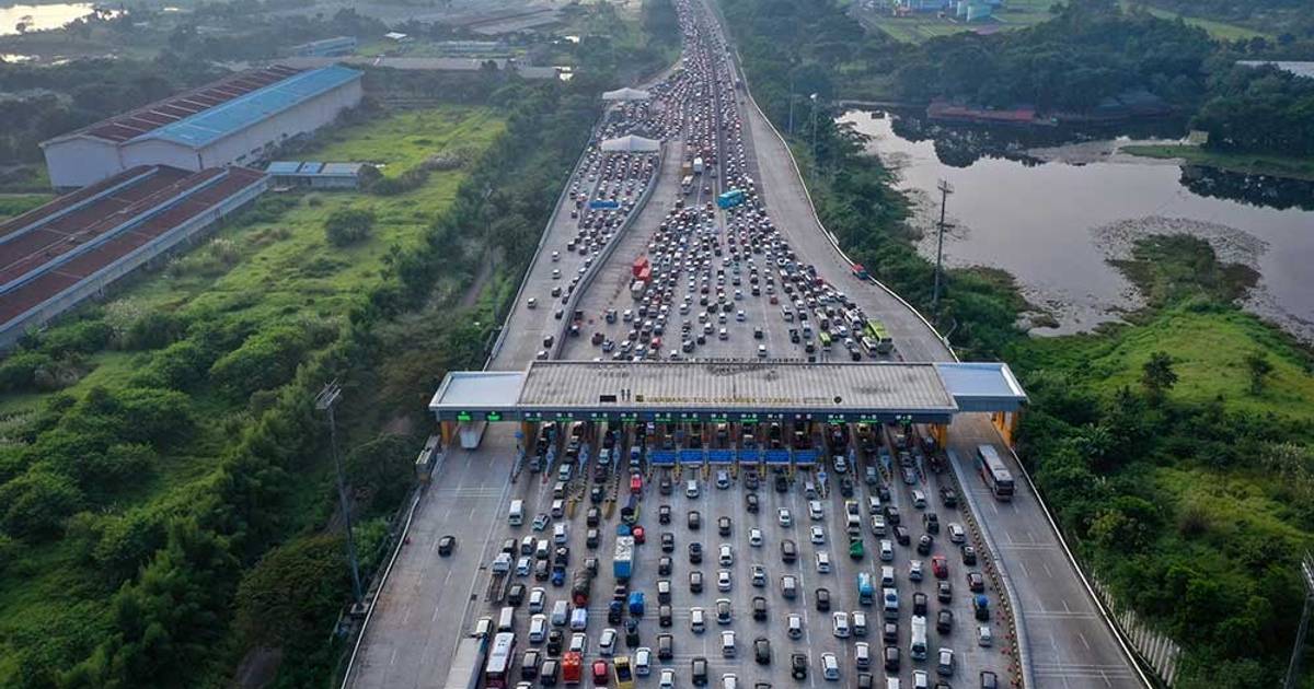 Kendaraan Keluar Jabodetabek Diprediksi Capai 900 Ribu Selama Libur Panjang Imlek
