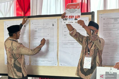 Sisi Gelap Pemilu: Tumbangnya Ratusan Petugas KPPS