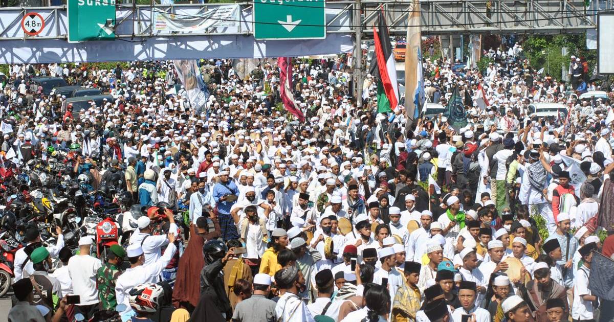 Jawa Barat: Provinsi dengan Jumlah Penduduk Terbanyak di Indonesia