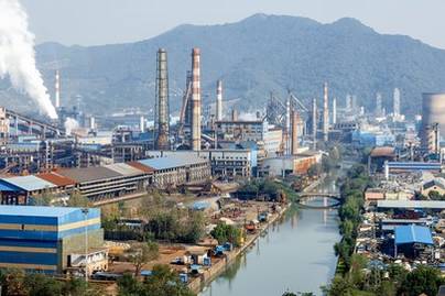 Pertumbuhan PDB Indonesia Stagnan, Tanda Deindustrialisasi Semakin Dekat?