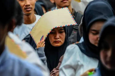 MK Tolak Gugatan Diskriminasi Usia, Panjang Umur Para Pencari Kerja!