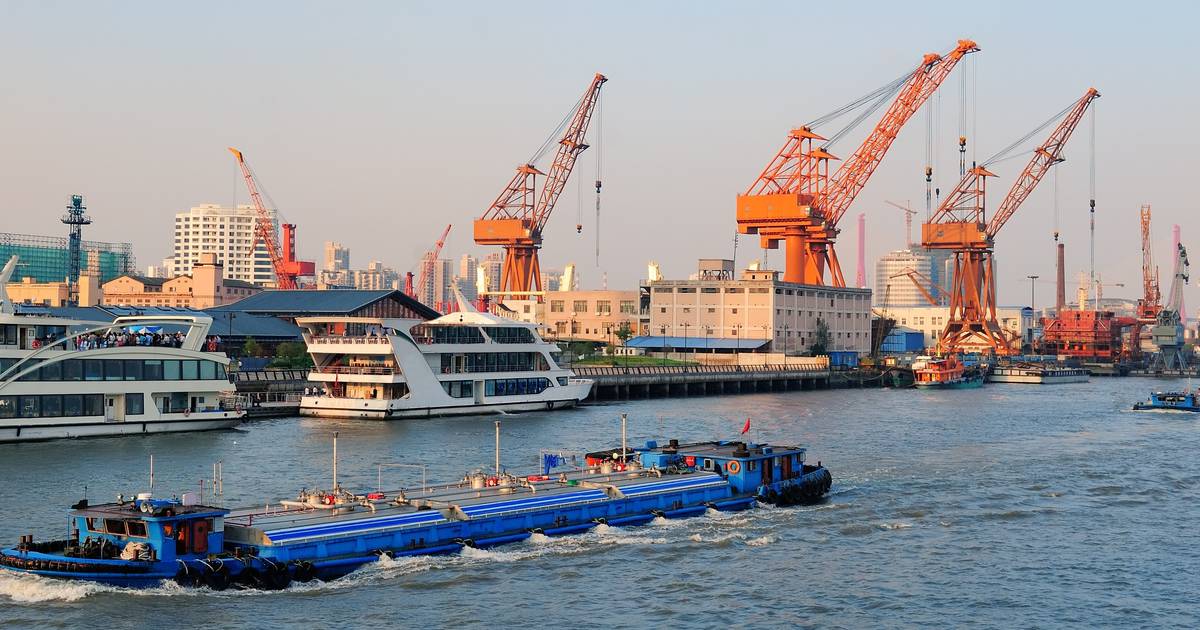 Impor Indonesia Turun 8,91% di September 2024