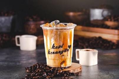 Kopi Kenangan Bersama Segelas Cappuccino: Kedai Kopi dan Jenis Kopi yang Diminati Gen Z