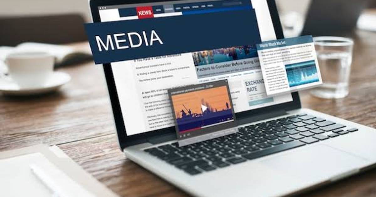 Media Sosial Jadi Media Informasi Utama Masyarakat Indonesia