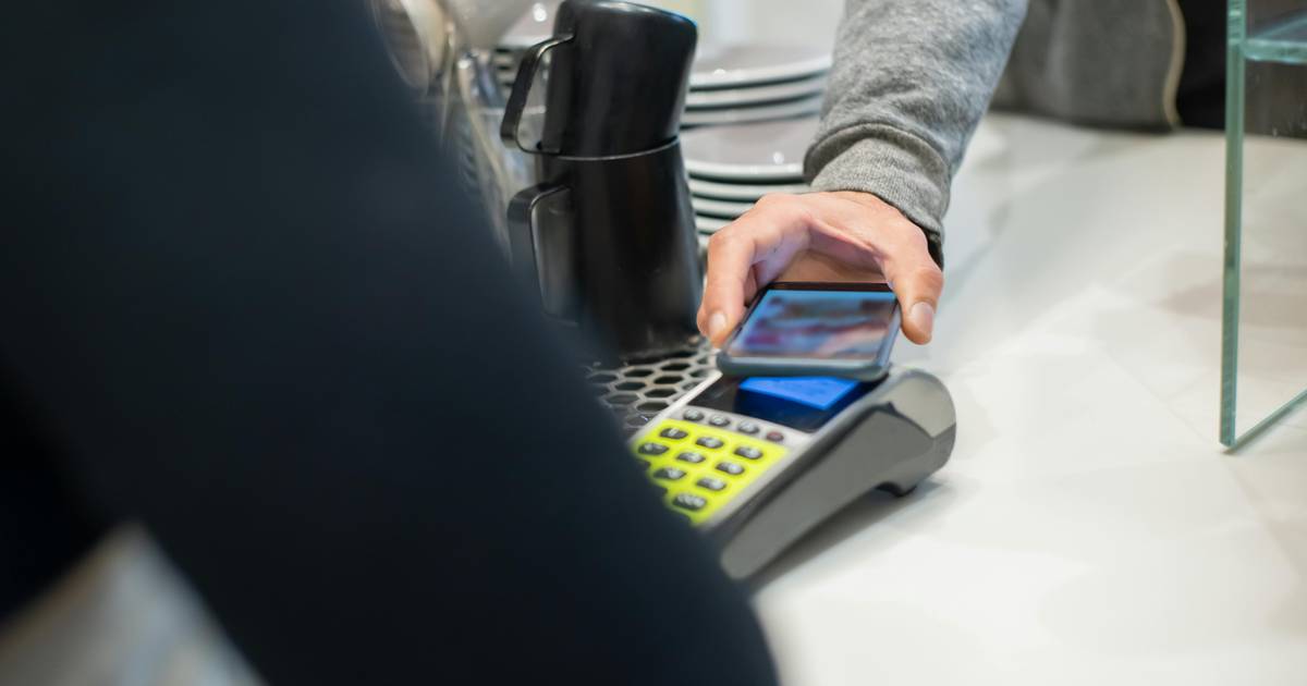 Preferensi Mobile Banking dan E-Wallet di Kalangan Generasi Muda