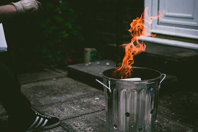 Pemerintah Terapkan Sanksi Pidana Bakar Sampah Sembarangan, Bakal Efektif?