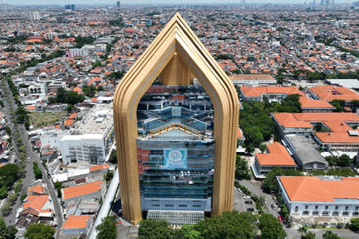 QS AUR 2025: Unair Jadi Top 2 Universitas di Indonesia, Kalahkan UGM dan ITB