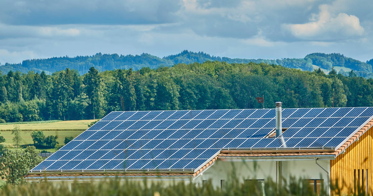 Energi Terbarukan di Rumah Tangga: Realita dan Persepsi Masyarakat 2024