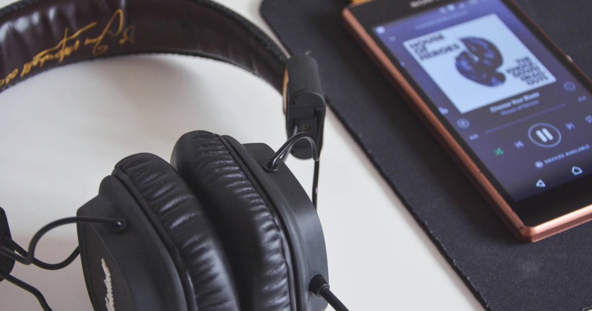 Mengulik Preferensi Anak Muda dalam Memilih Platform Streaming Musik di Era Digital