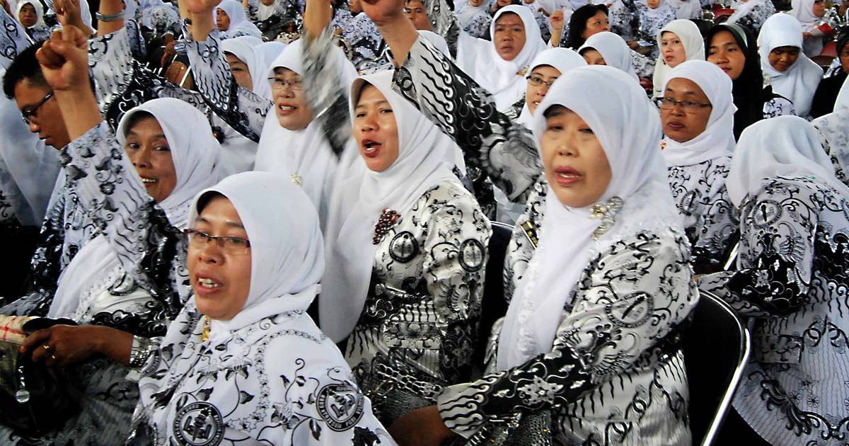 Benarkah Janji Presiden Soal Kenaikan Gaji Guru Hanya Basa-Basi Semu?