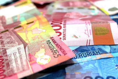 Akhir 2024: IHSG Anjlok, Rupiah Melemah, dan Inflasi di Ambang Target