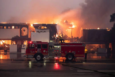 Kebakaran Liar Hanguskan Los Angeles
