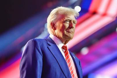Resmi Dilantik, Intip Besaran Gaji Trump dan Wakilnya