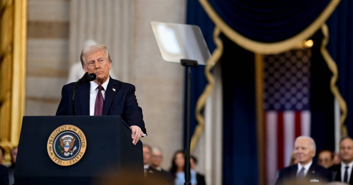 Trump Putuskan AS Kembali ke Energi Fosil, Sebuah Kemunduran?