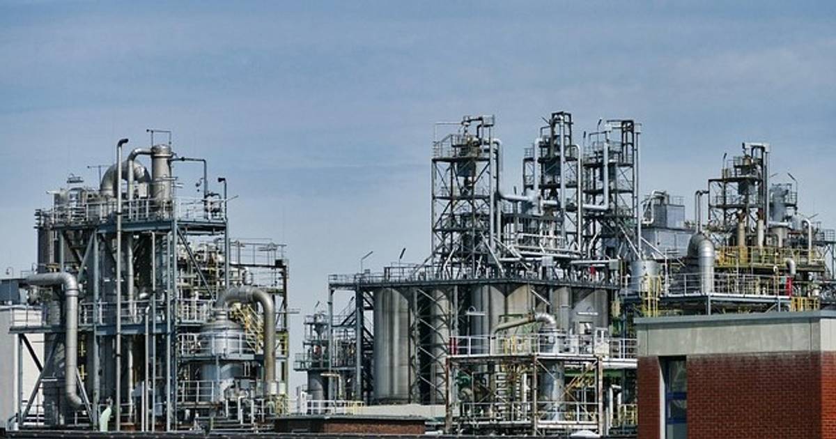 Skenario Korupsi Pertamina, Atur Produksi Minyak Dalam Negeri Supaya Bisa Impor