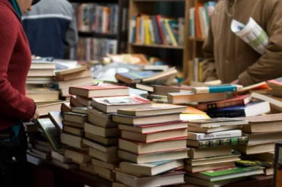 Walau Menguras Kantong, Minat Baca Buku Fisik Masih Besar