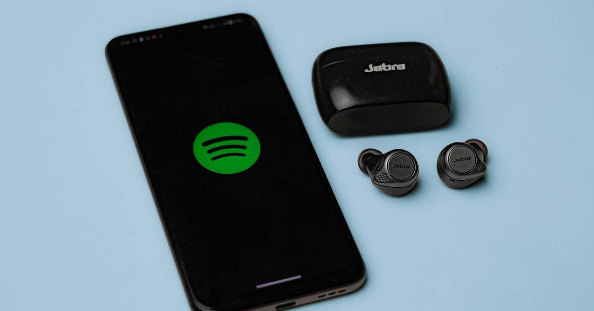 Preferensi Streaming Musik Gen Z, 74% Pilih Senja dan Malam Hari