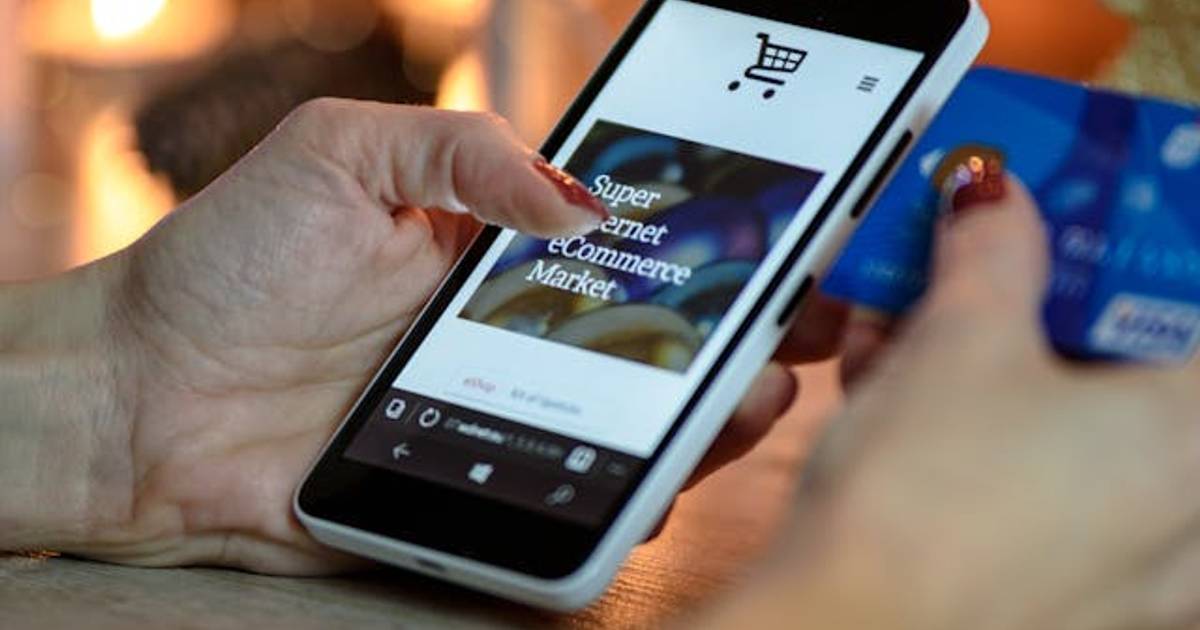 Jumlah Kunjungan ke Situs E-Commerce Indonesia Melemah