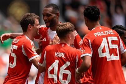 Menang Skor 10-0, Bayern Munchen Puncaki Grup C