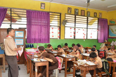 10 Provinsi dengan Biaya SD Termurah 2025