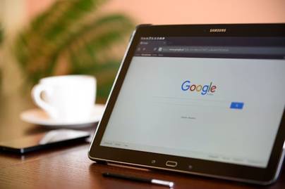 Google Jadi Website Terpopuler di Indonesia 2025