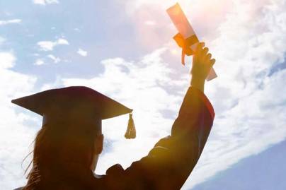 Suku Pencetak Sarjana Terbanyak di Indonesia, Jawa atau Batak?