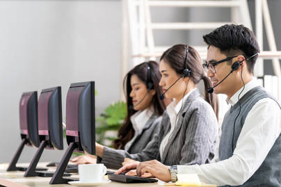 Manusia Vs Chatbot, Mana Customer Service yang Lebih Disukai?