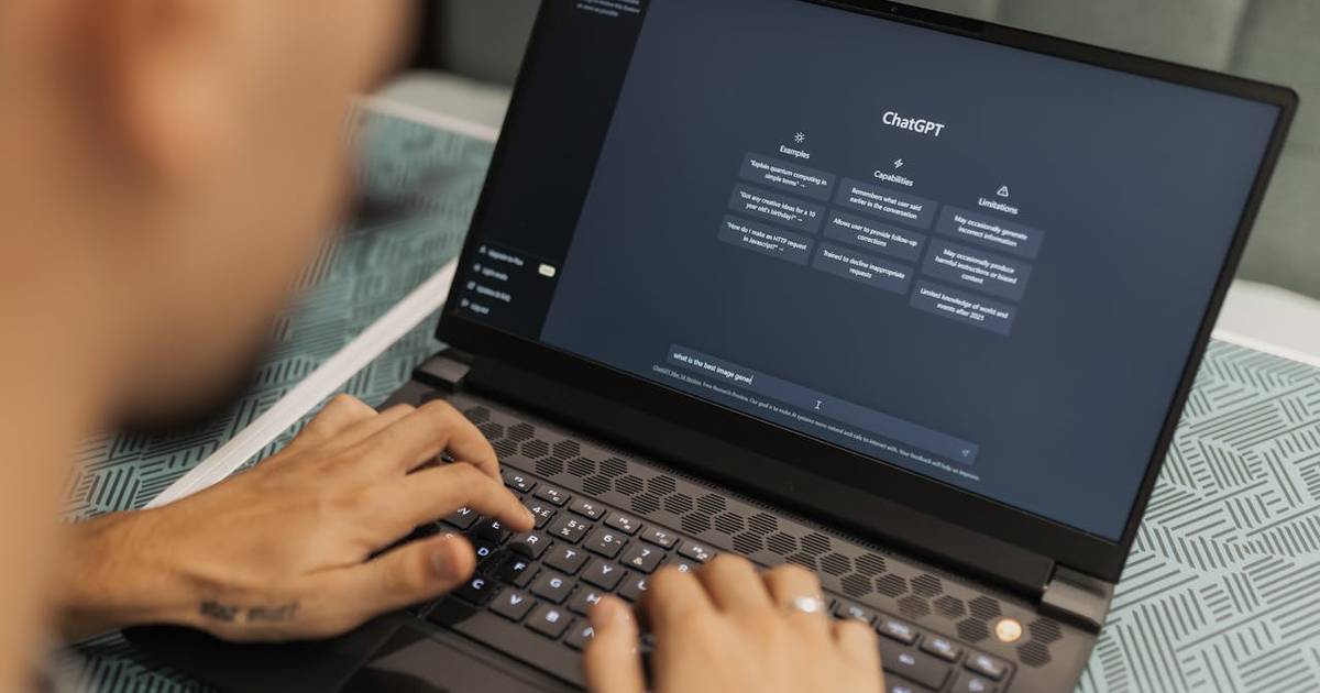 Reddit Jadi Top Situs Rujukan AI Juni 2025
